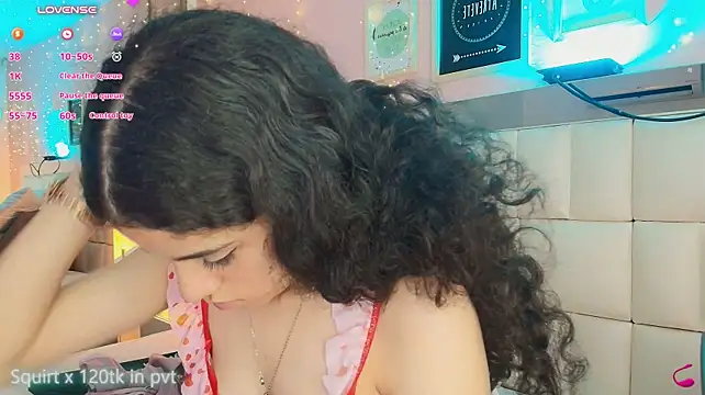 anahi_maite live cam on StripChat