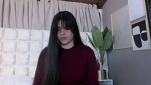 Astrid_Velle__ live cam on StripChat
