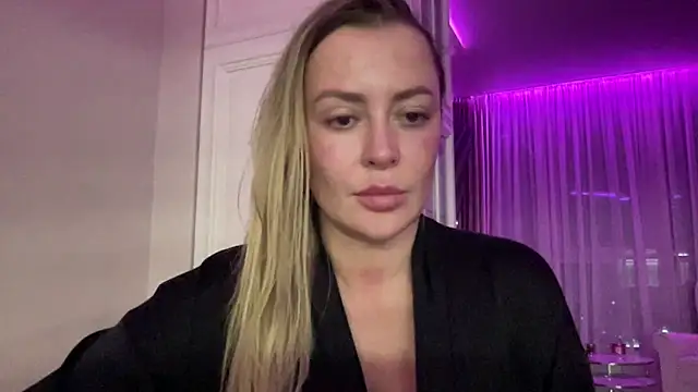 Velonixa live cam on StripChat