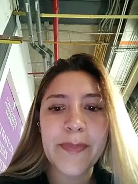 alana_69 live cam