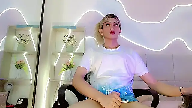 Daniela_Pink_ live cam on StripChat