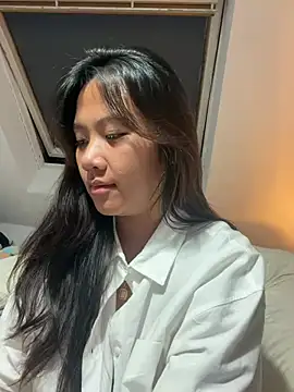 mia_teacup