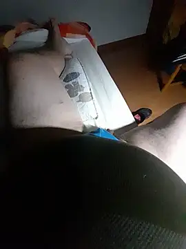 xevi1975 live cam on StripChat