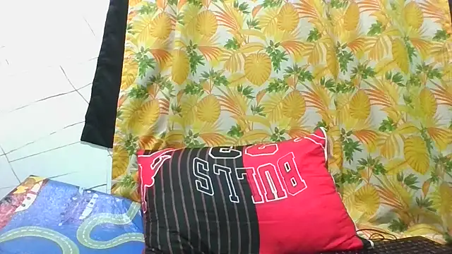 Badchix4you live cam on StripChat