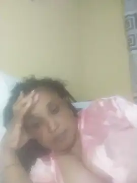 Nei_lah live cam on StripChat