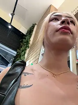 lindaandtony