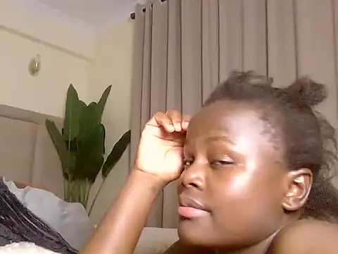 queenter_sexy live cam on StripChat