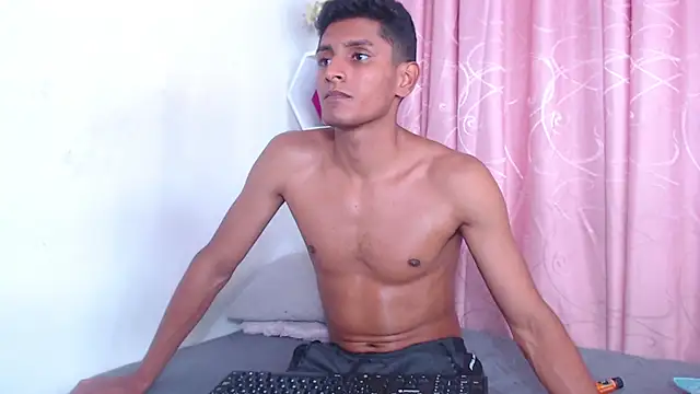 _bigrick_ live cam on StripChat