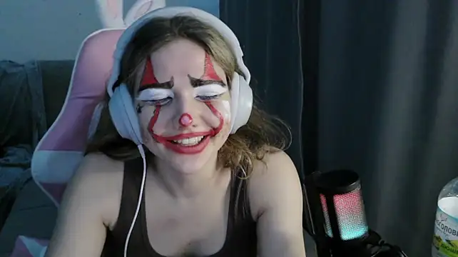 helenmo0n's live room