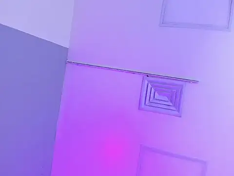 Anyy_bbw live cam on StripChat