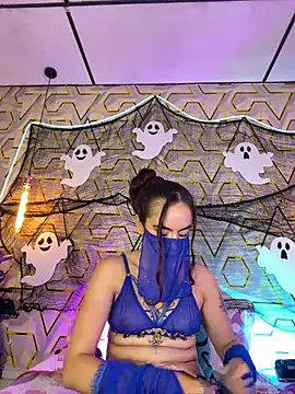 MelanyyJhonson15 live cam on StripChat