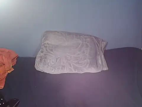 Darkdesire-11 live cam on StripChat