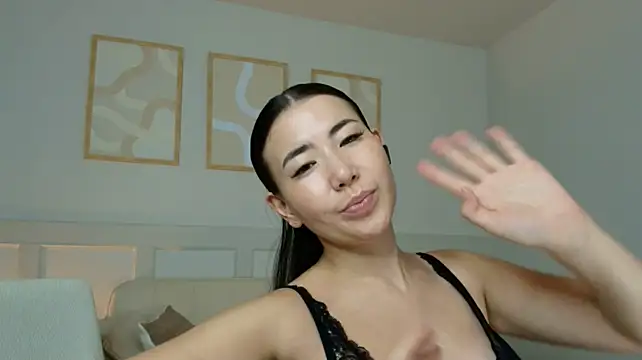 Naomi_52
