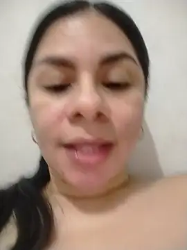 luna_pinky