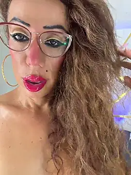 YOURSDEBORA
