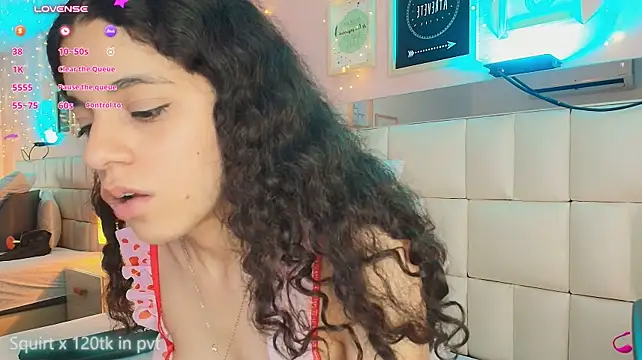 anahi_maite live cam on StripChat