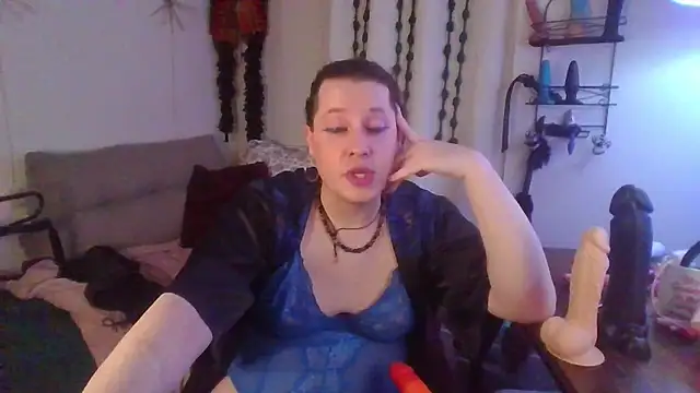 MxSissyCharlotte live cam on StripChat