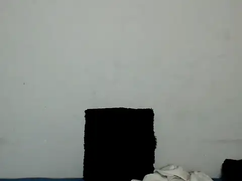 Bunny_Sherman live cam on StripChat