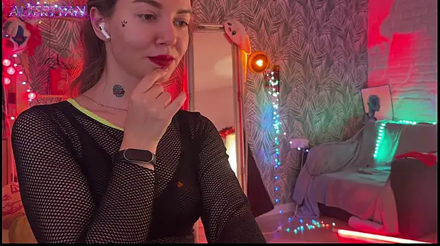 altertyann live cam on StripChat