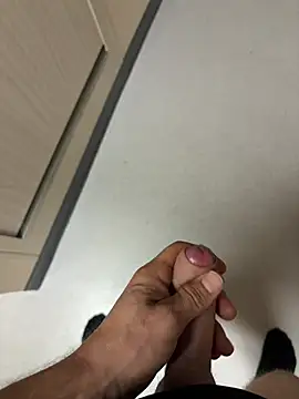 Crud05 live cam on StripChat