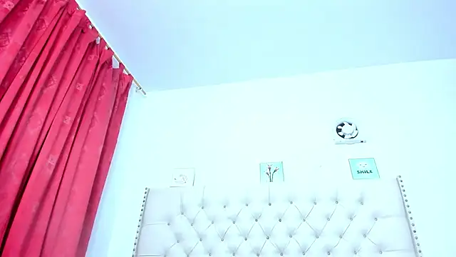 celena_wonder live cam on StripChat