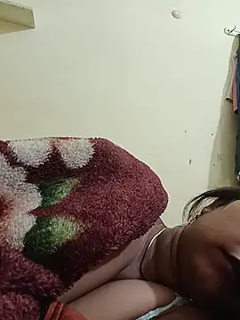 Desi_Hassena