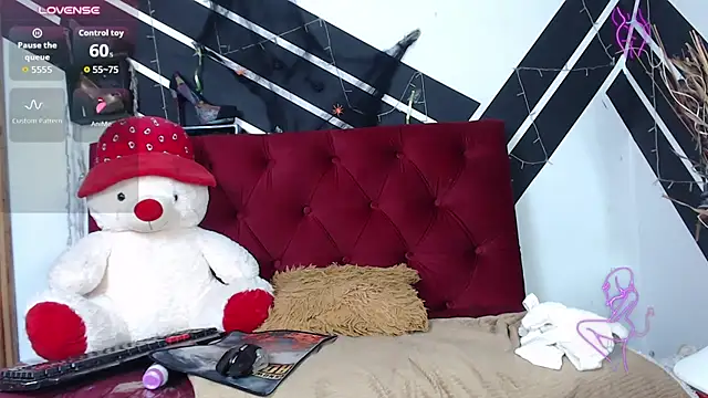 mia_dark_vc