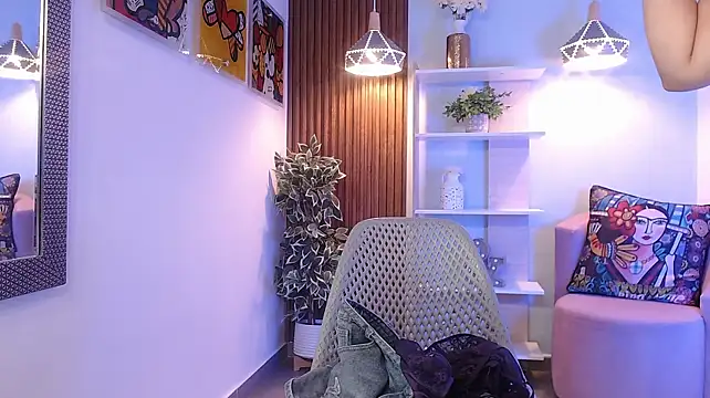 Dalila_Sky
