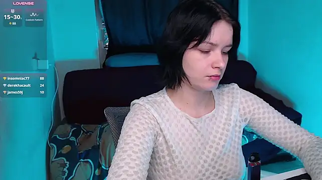 CherryNight6 live cam on StripChat