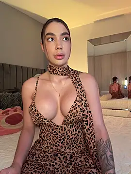 Evelyn_Claiire