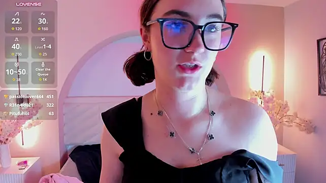 Adeline_Smith__ live cam on StripChat
