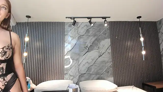 sophia_cream_