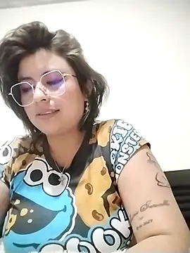 BlondeMilf69