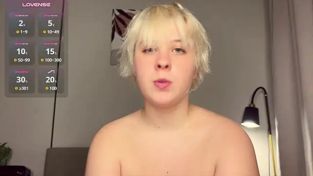 EvaSuunny live cam on StripChat