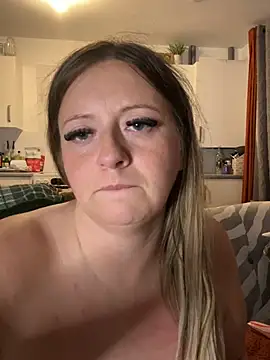 poppyshaw_ (F young) - Naked 5 mins x