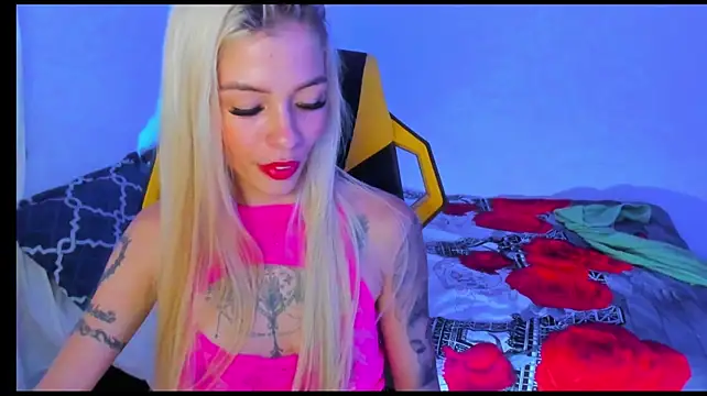 Ivy_Rosa live cam on StripChat