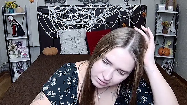 LauraHlot