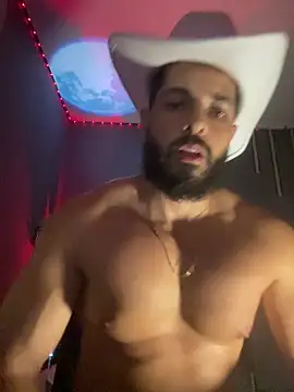 magnumchris (Ask my age) - smoke t and  play hole and cock