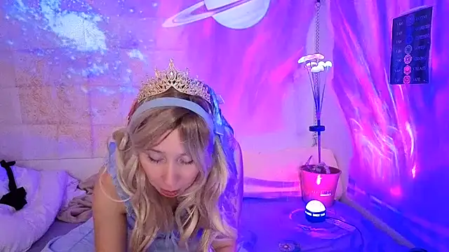 Enchantyy live cam on StripChat