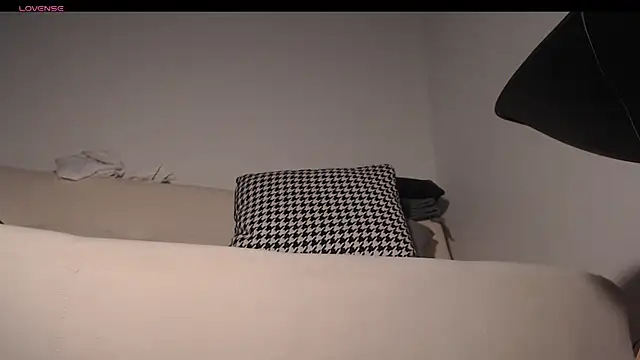 dirty_27cms live cam on StripChat