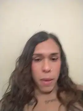 pretty_ariiel live cam