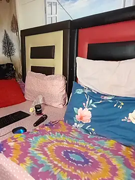 OpulentVixen live cam