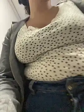 chloefixxx (F young) - plis show that bigass