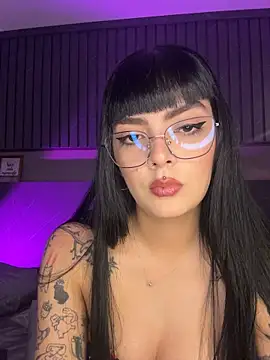 AliceRitter live cam on StripChat