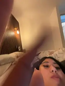 monica17 (F young) - Dildo de 16 penetración de 🐶