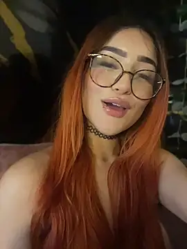 Ashly_cutee live cam on StripChat