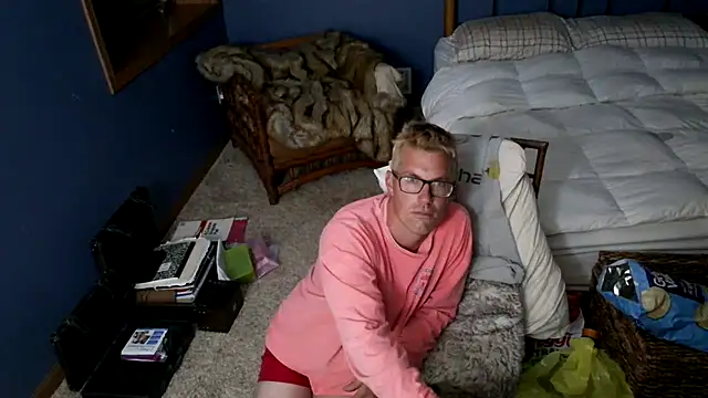 SpunRedneck live cam on StripChat