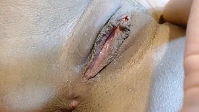 Halle_Bailey_