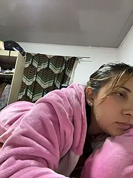 kittyobsession (F young) - Naked +masturbation🤫🤫