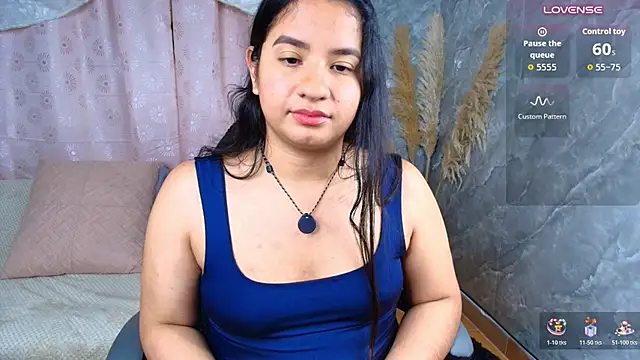 thepeach_ live cam on StripChat